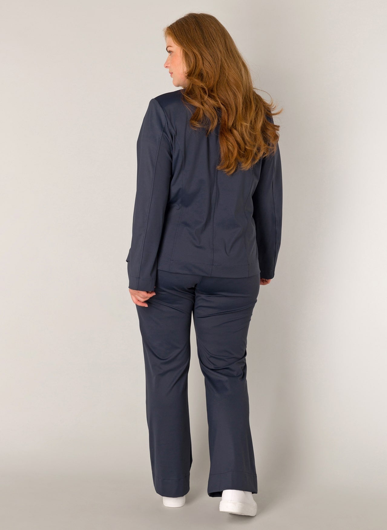 Base Level Curvy Blazer travelstof 7000116 Leah Blauw