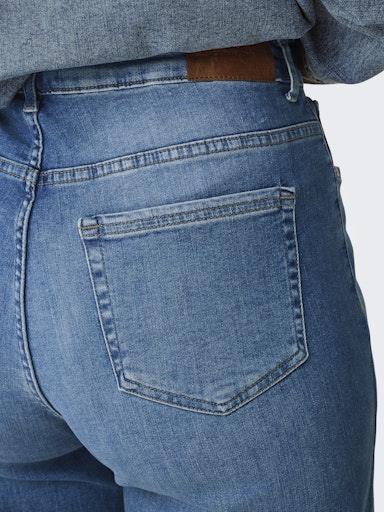 Only Carmakoma jeans wide fit "30 15337299 CARWILLY "30 med.blue denim