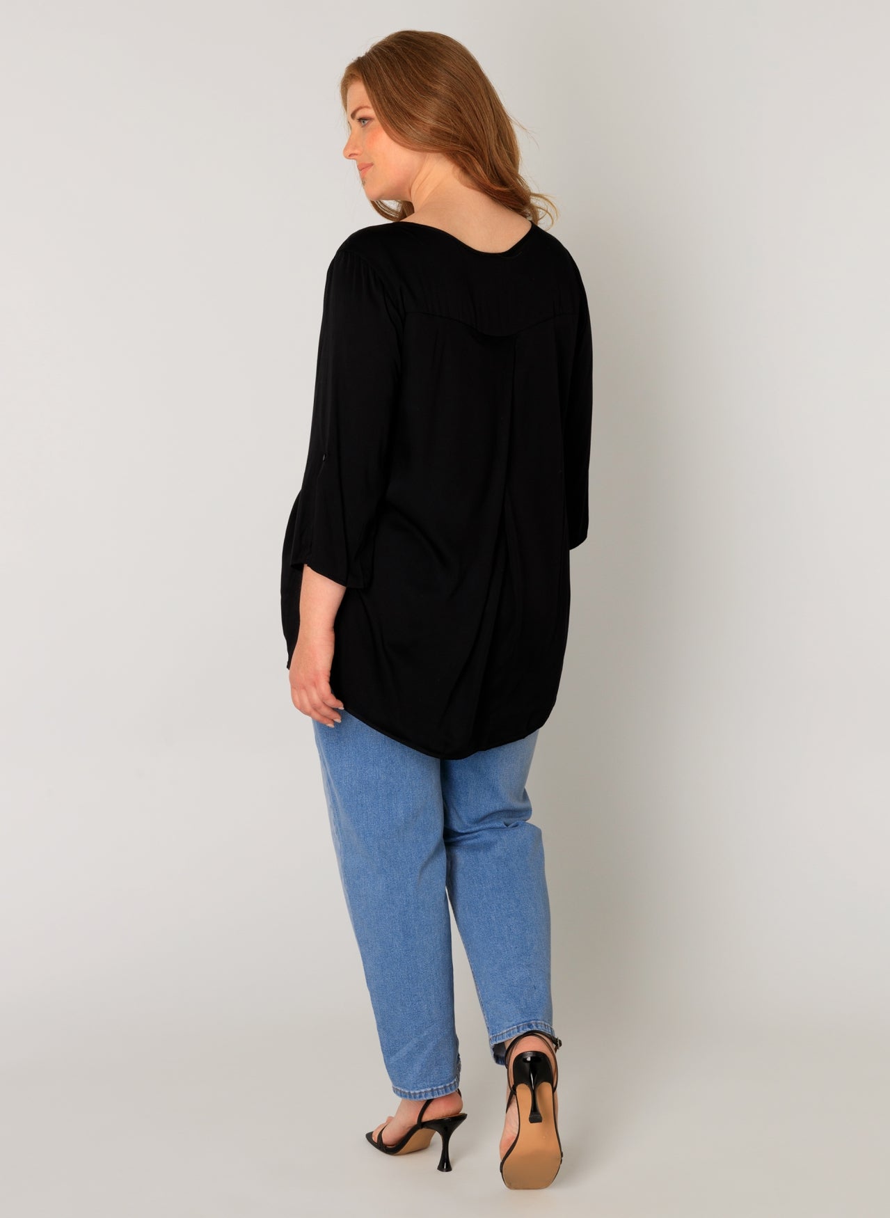 Yanina 7000090 Zwart