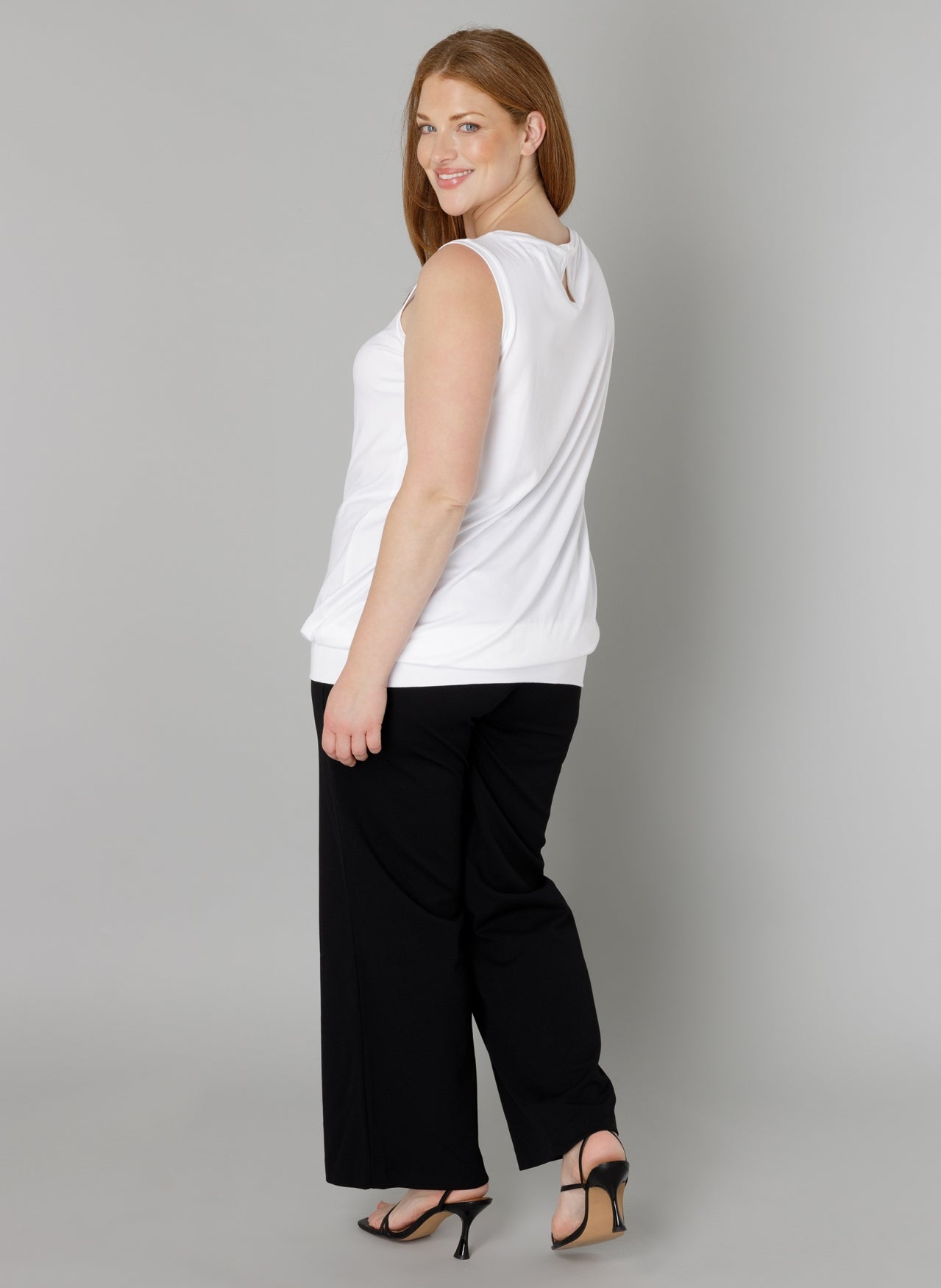Yasmina 7000032 Wit
