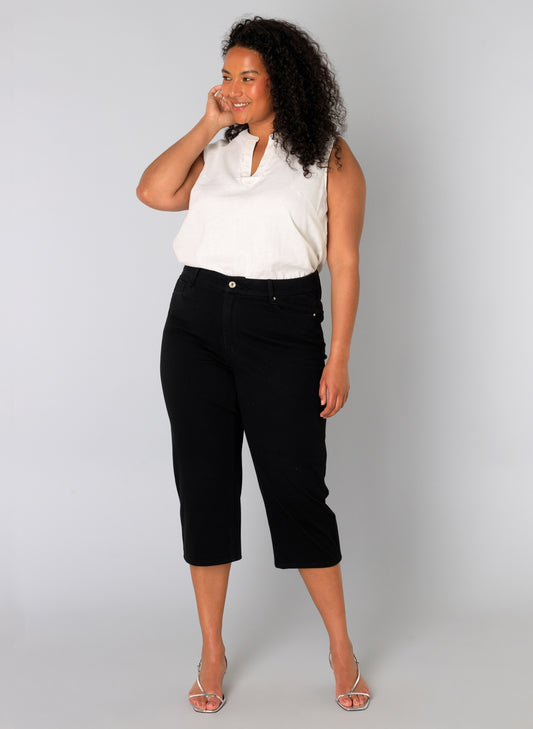 Yest Curve capri broek A005324 Umay Zwart