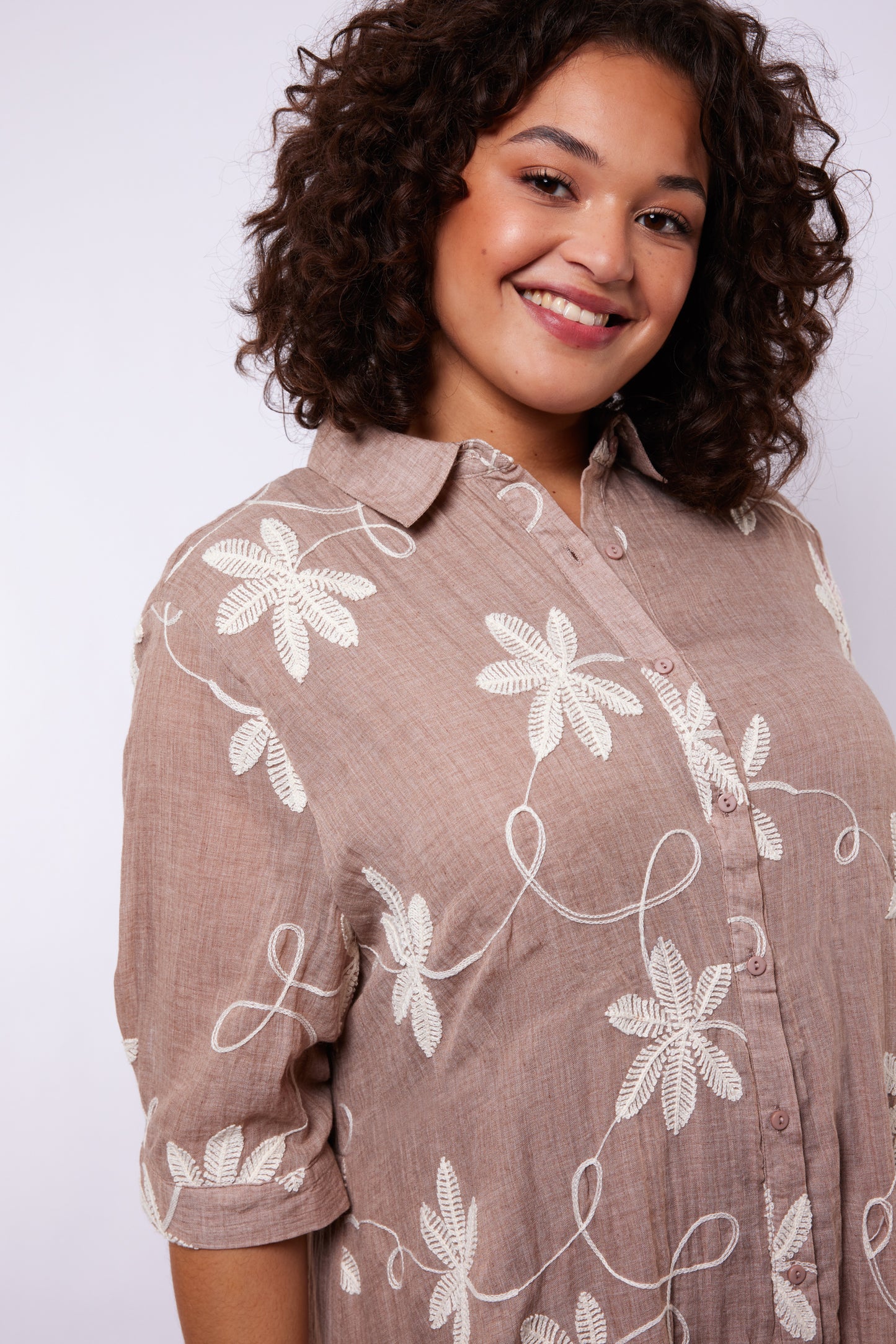 Exxcellent jurk Lilith 26ZEE01 Beige