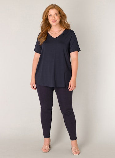 BaseLevelCurvyT-shirtmetV-halsAlba7000018Blauw__1