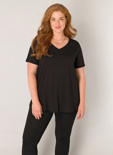 BaseLevelCurvyT-shirtmetV-halsAlba7000018Zwart__1