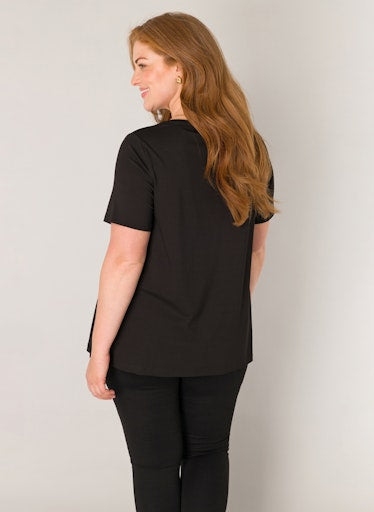BaseLevelCurvyT-shirtmetV-halsAlba7000018Zwart__3