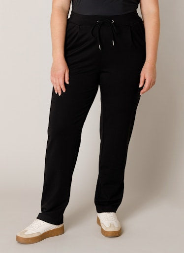 BaseLevelCurvybroekmetrechtepijpYoanna7000078Black__1