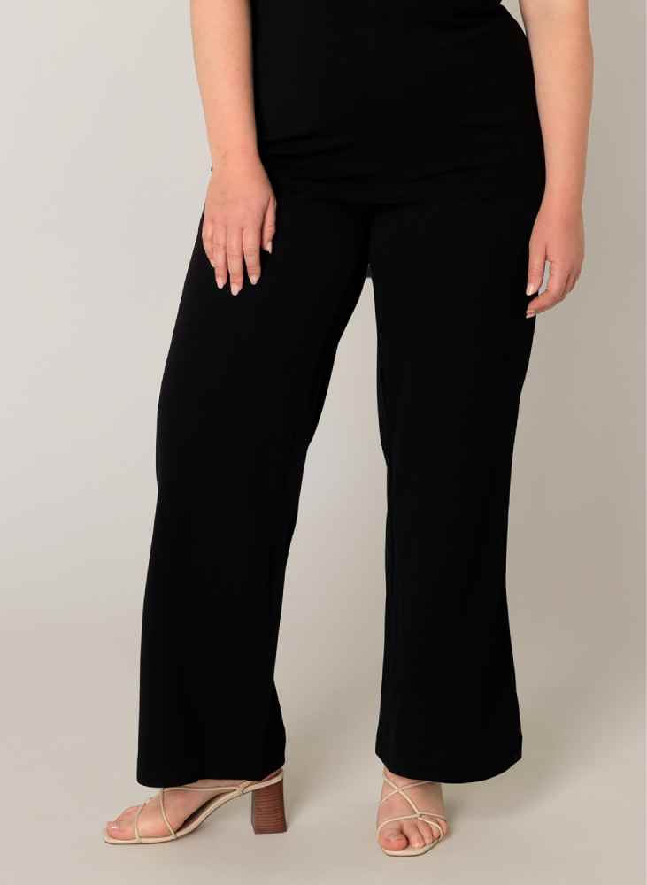 BaseLevelCurvybroekwijdepijpenArah7000092Zwart__1