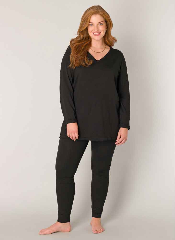 Base Level Curvy fijngebreide trui met V-hals 7000024 Anine  Zwart