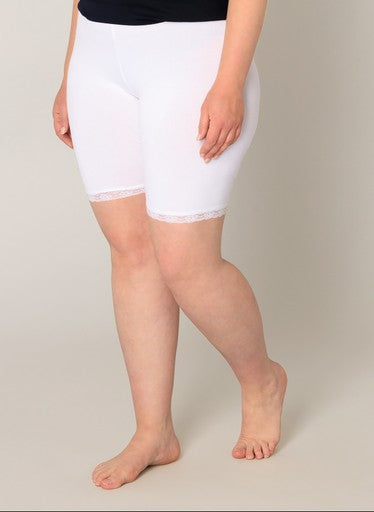 Base Level Curvy korte legging Ava in wit