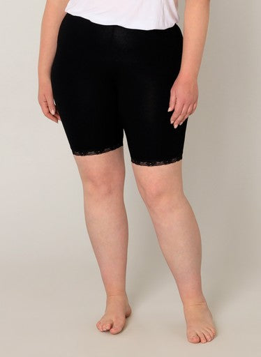 Base Level Curvy korte legging Ava in zwart