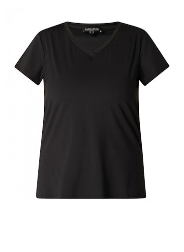 Base Level Curvy shirt van travelstof met V-hals in zwart