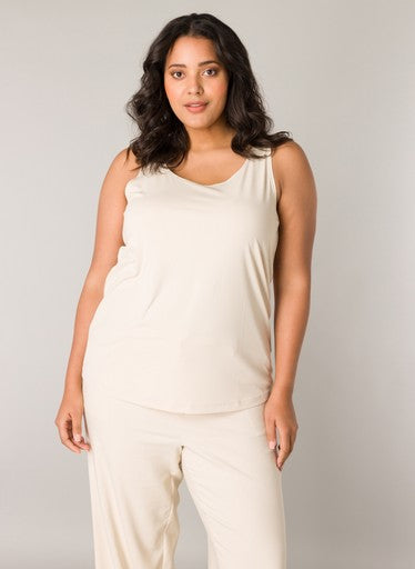 Base Level Curvy strak topje in beige