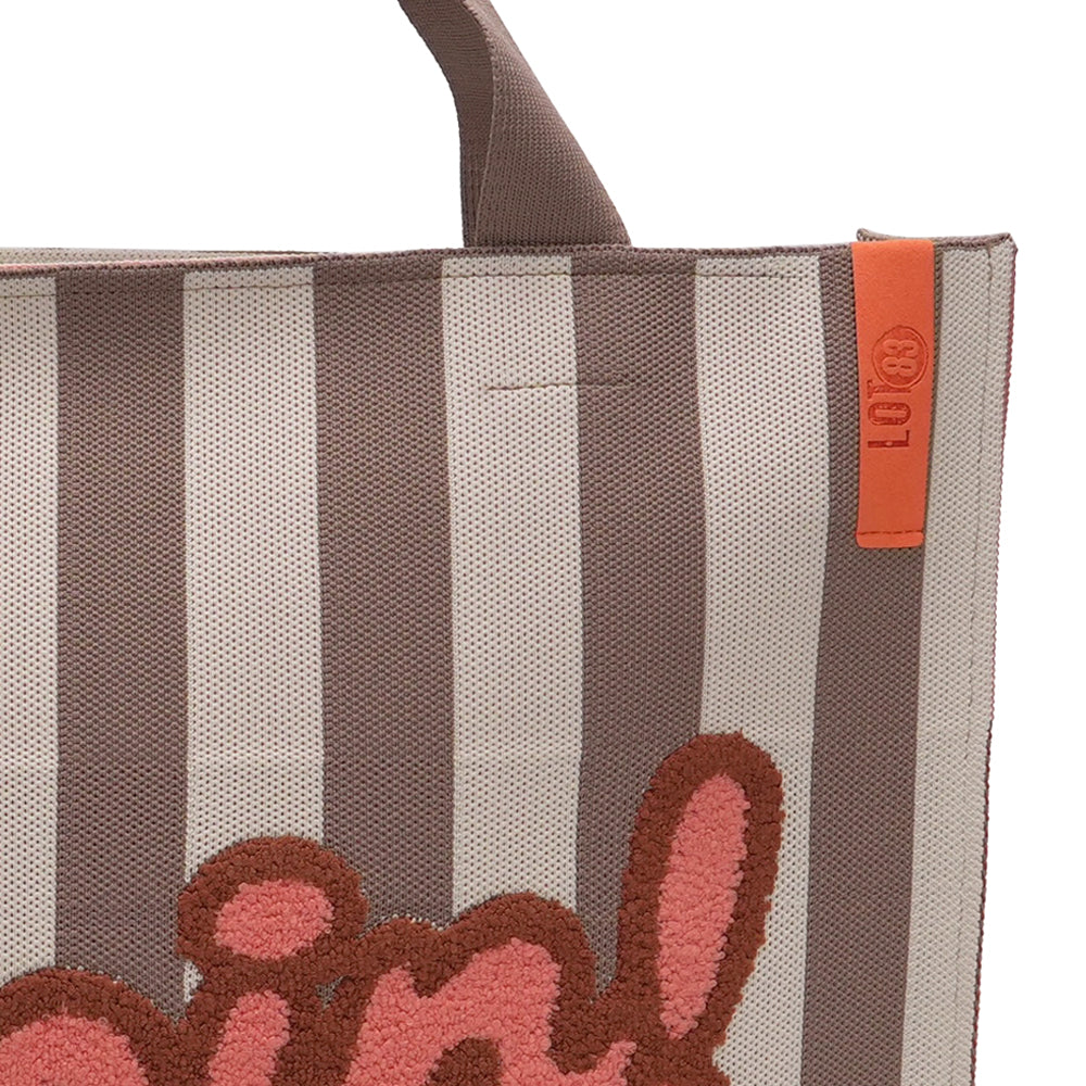Lot83ShopperRebelLaraRebelLara17__2