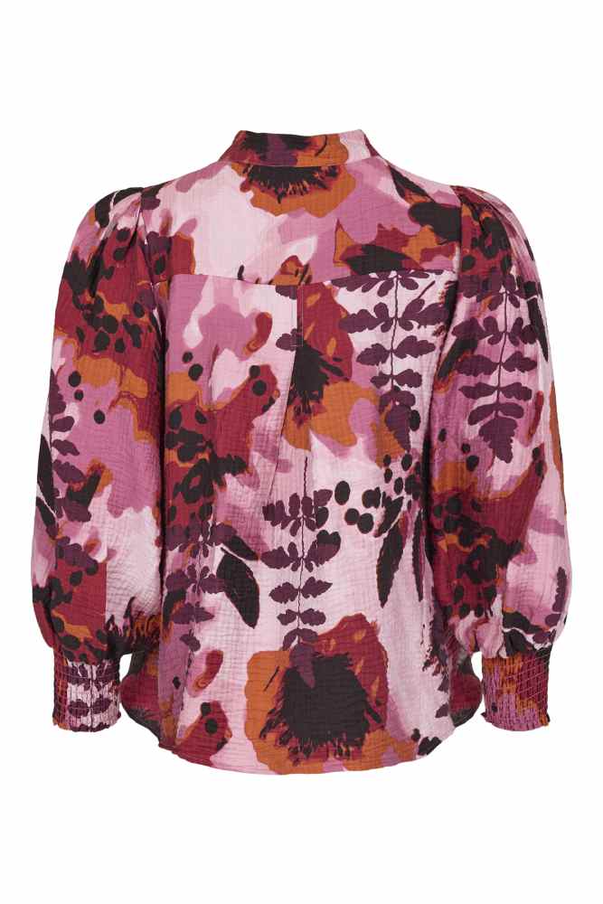 Noen blouse roze, bloemenprint, detailfoto