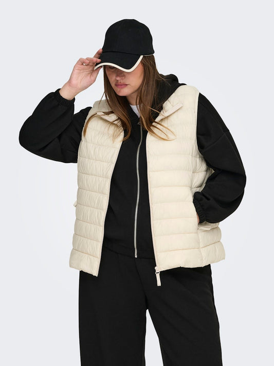 Only Carmakoma bodywarmer 15358288 Pumice