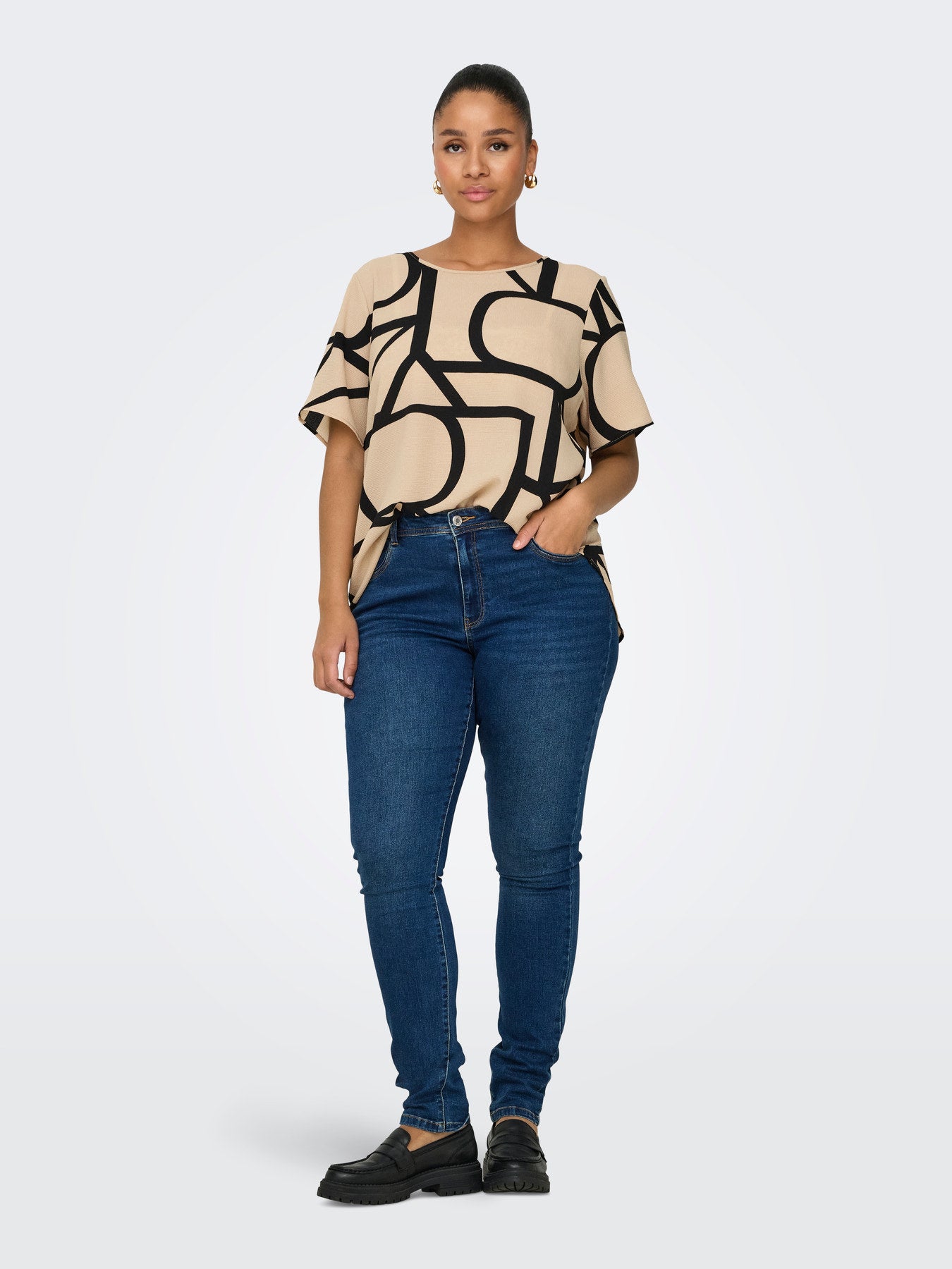 OnlyCarmakomashirtmetkortemouw15218353CarvicaNomad__4