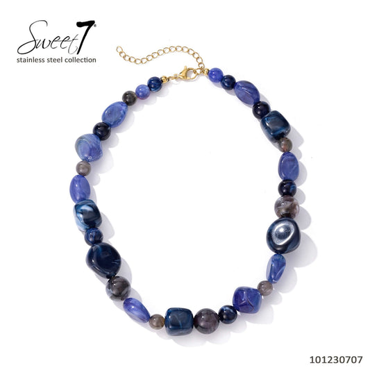 Sweet 7 lange ketting beige, glaskralen, natuursteen en plastic
