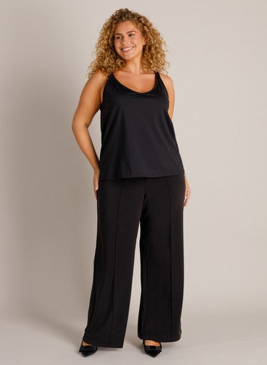 Yest Curve Topje Wieneke Essential A006628 Zwart