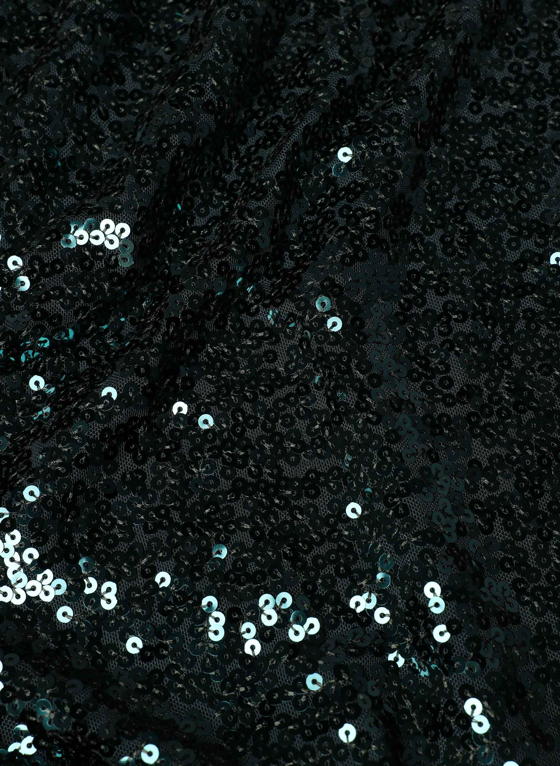 YestCurveJurkA006022Hennagroen__5