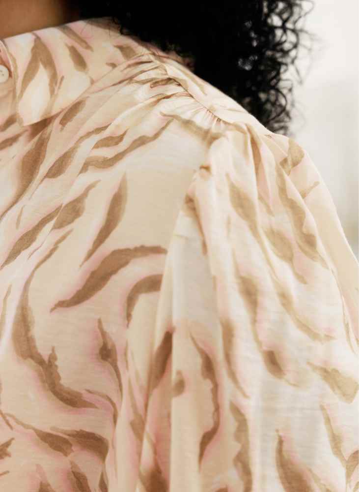 YestCurveblousemetprintVajennaA006058WitMulti__3