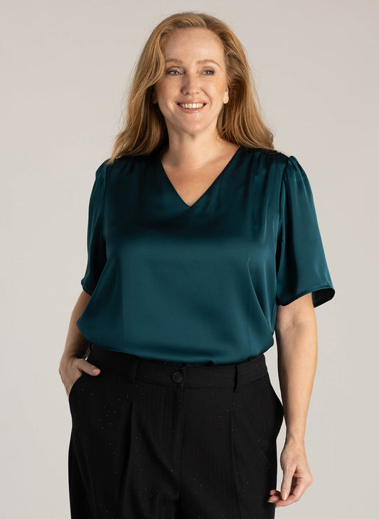 YestCurveshirtA005885Tjitskegroen__1