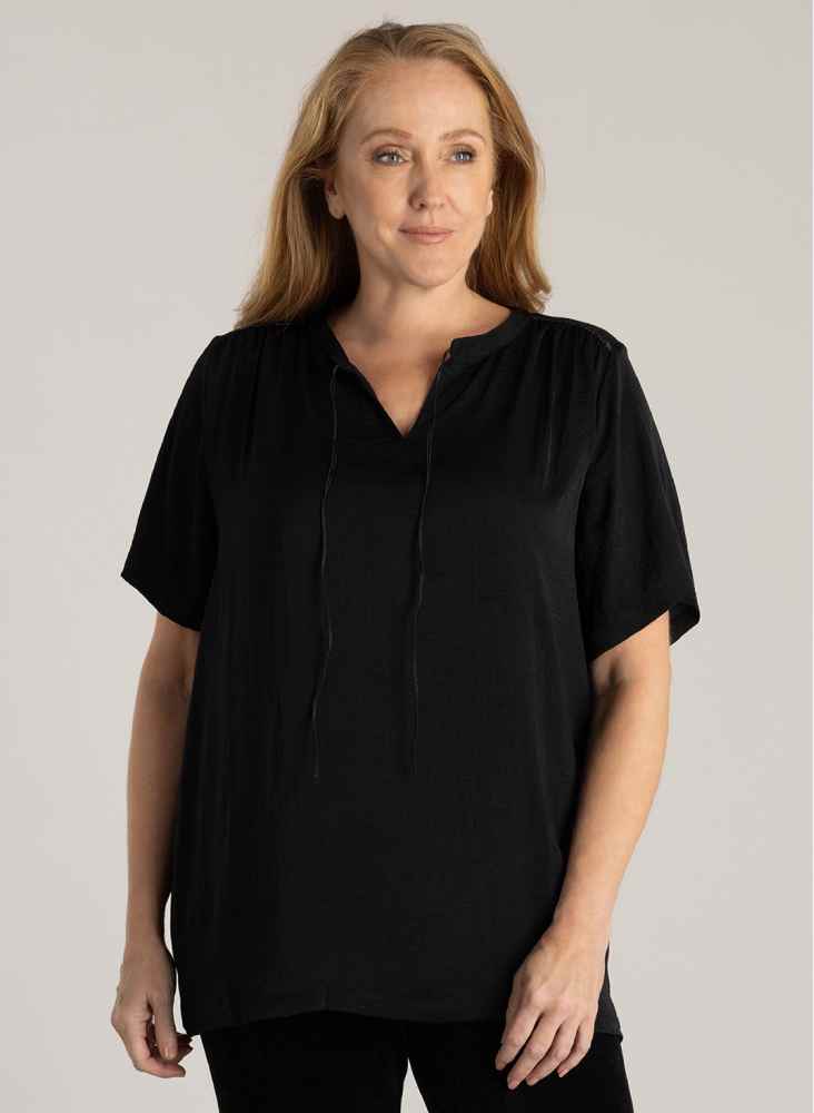 YestCurveshirtHellenA006023Zwart__1