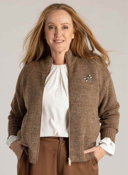 Yest Curve vest met rits A006021 Haniya bruin